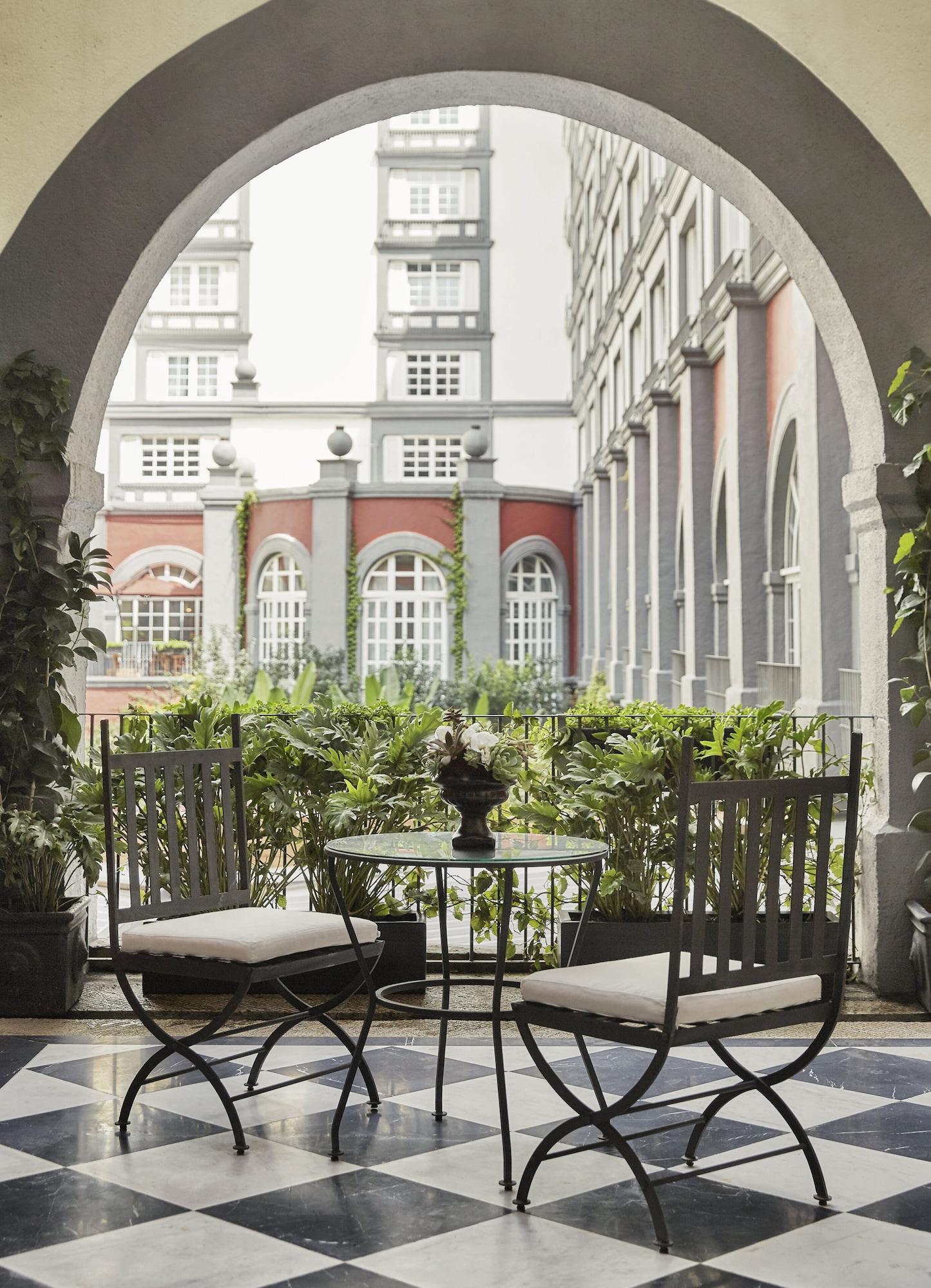 Four Seasons Hotel Città del Messico Esterno foto